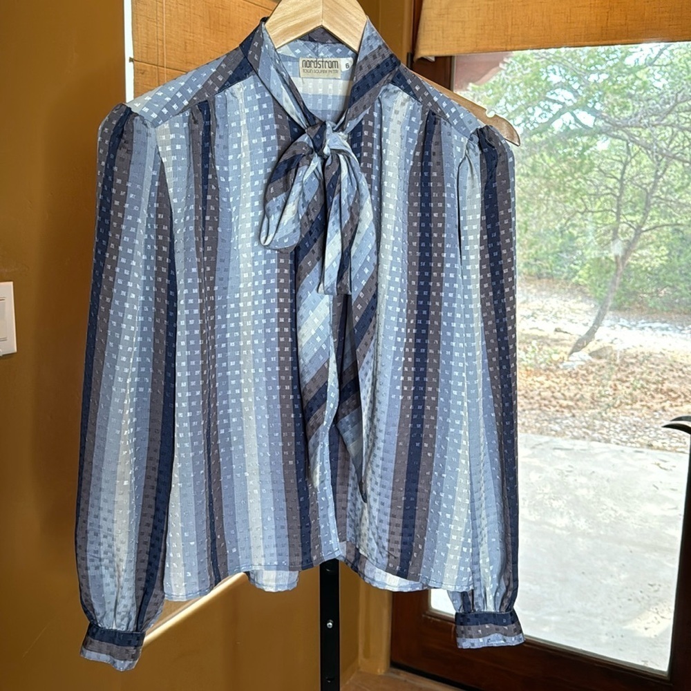Vintage Nordstrom Town Square Petite Blue Gray Blouse Size 6